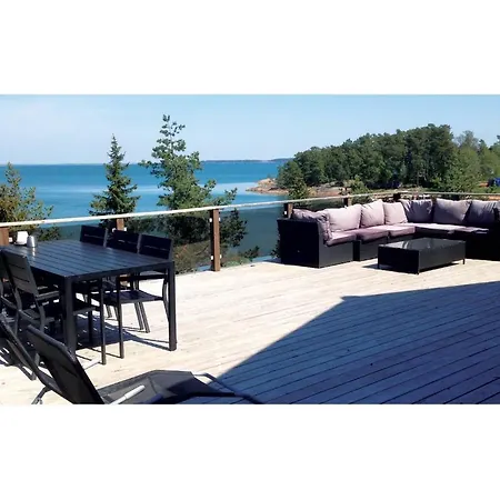 Svinoe Waterfront * Lumparland