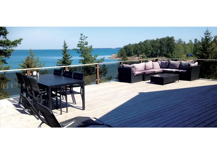 Svinoe Waterfront * Lumparland